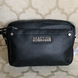 Kenneth Cole Reaction, Crossbody Bag